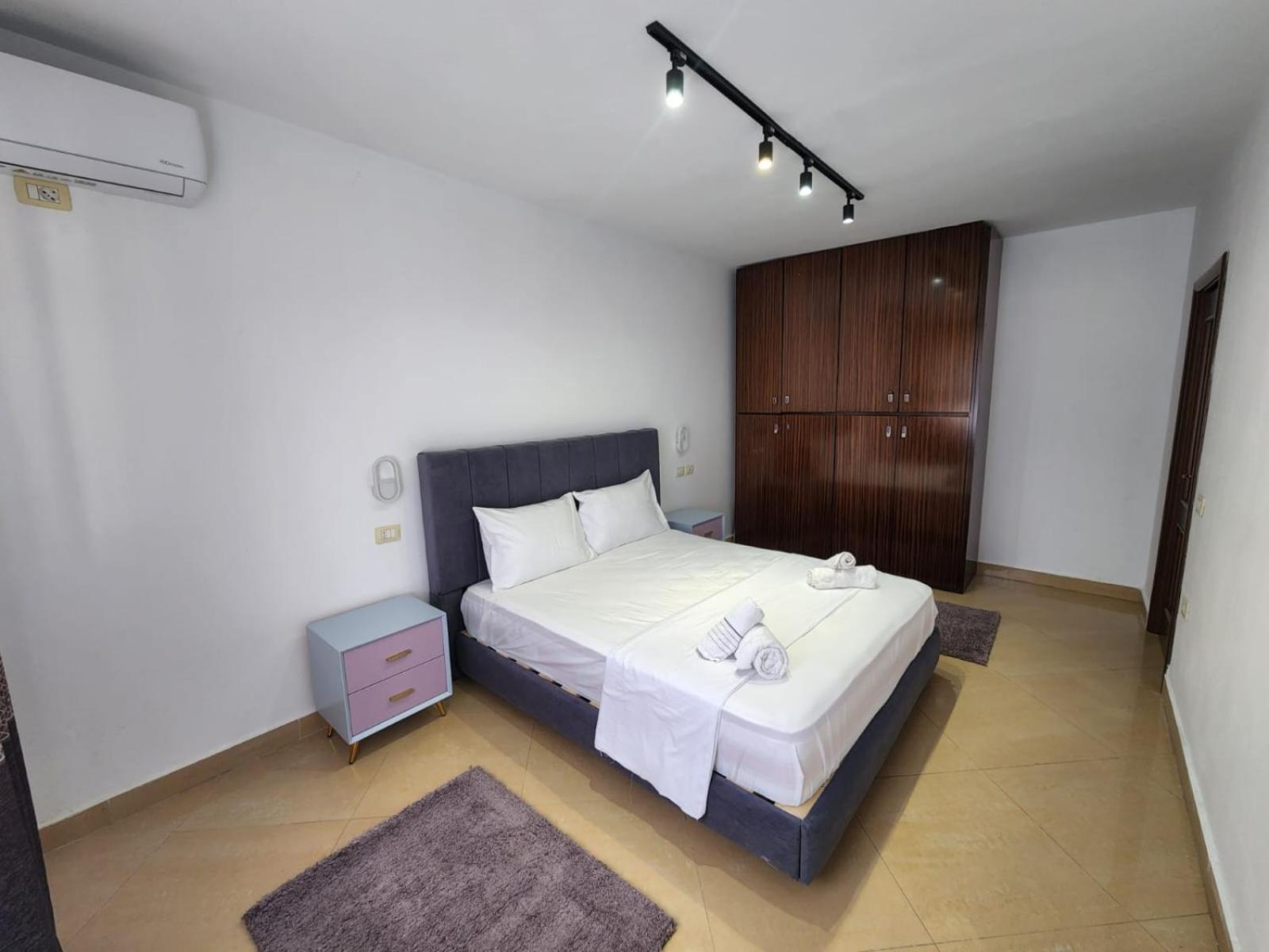 Tirana Square Hotel Zewnętrze zdjęcie